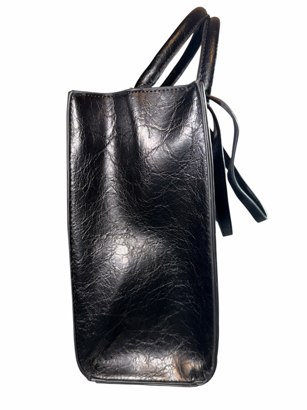 Elegant Black Structured Tote Handbag - Picture 5 of 13